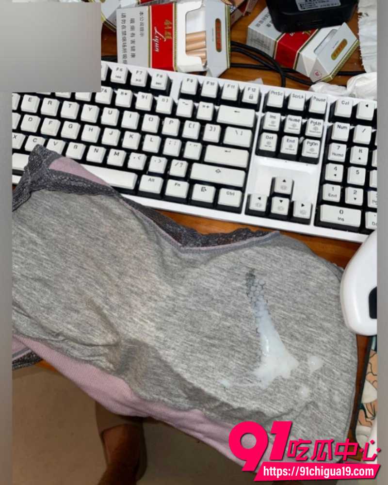 海角大神我的巨乳亲表姐 4 海角大神我的巨乳亲表姐 4