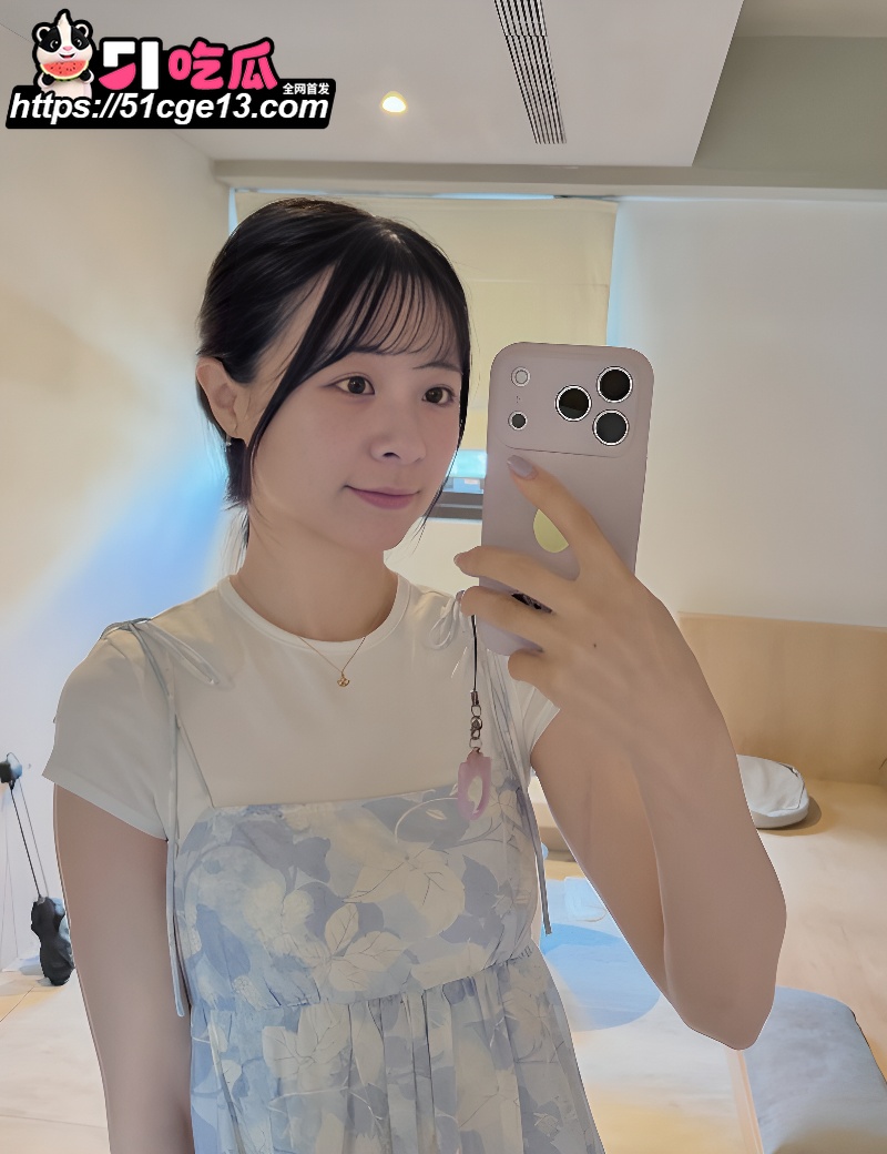 高颜值旅行博主 襄襄 早期性爱私拍2 高颜值旅行博主 襄襄 早期性爱私拍2