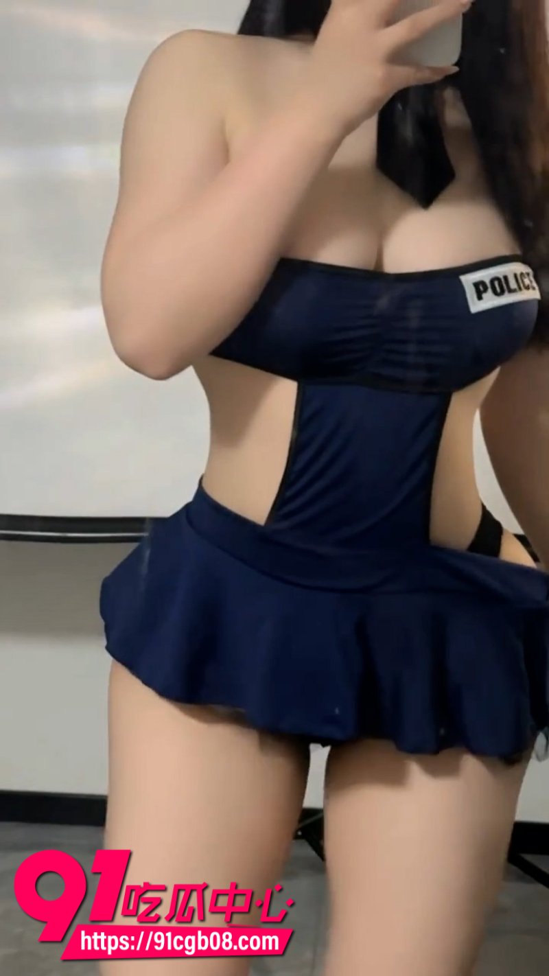 抖音136W粉丝女网红霸王龙女孩美美定制福利网页素材4 抖音136W粉丝女网红霸王龙女孩美美定制福利网页素材4