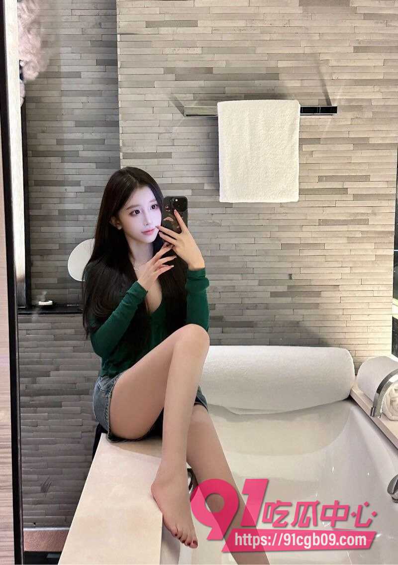 小仙女醉酒一对十群交21 小仙女醉酒一对十群交21
