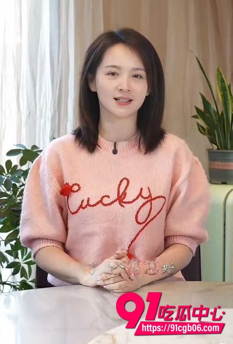 极品古装女神邓莎,富豪老公路行人设塌房10 极品古装女神邓莎,富豪老公路行人设塌房10