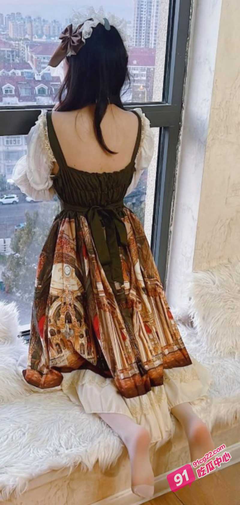 兄妹乱伦之妹妹的洛丽塔诱惑 暴力抽插粉红制服妹妹的粉穴! 配图4