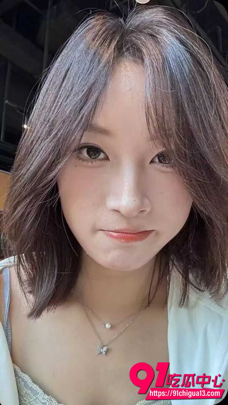 武汉大学王佳雯 5 武汉大学王佳雯 5