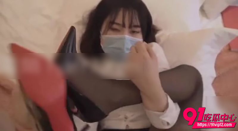 风骚女老师诱惑男学生 5 风骚女老师诱惑男学生 5