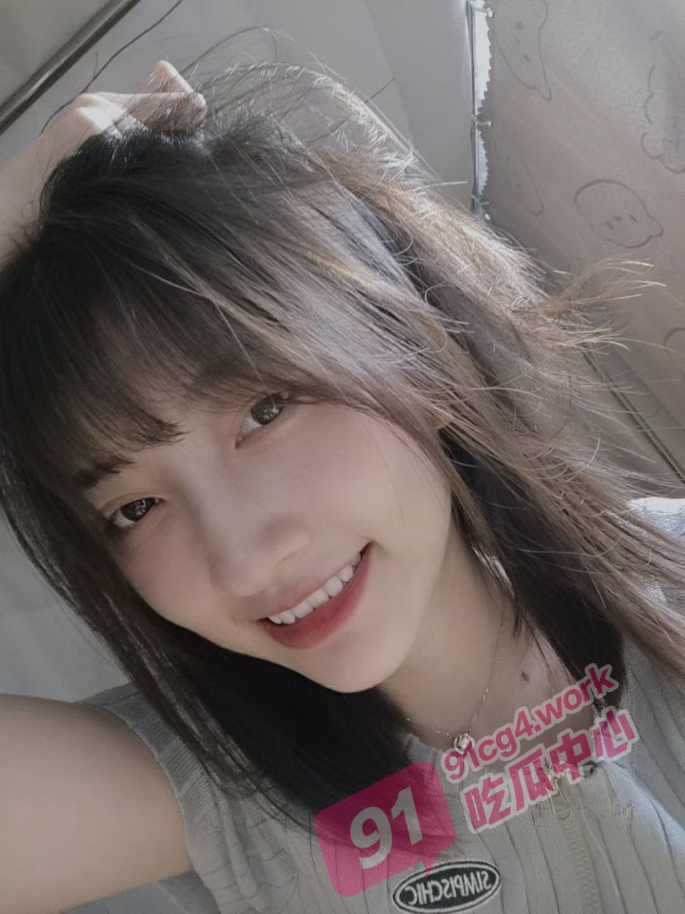高学历海归情侣潘玲玲 和眼镜男友日常性爱自拍 果然知识分子会的更多!
