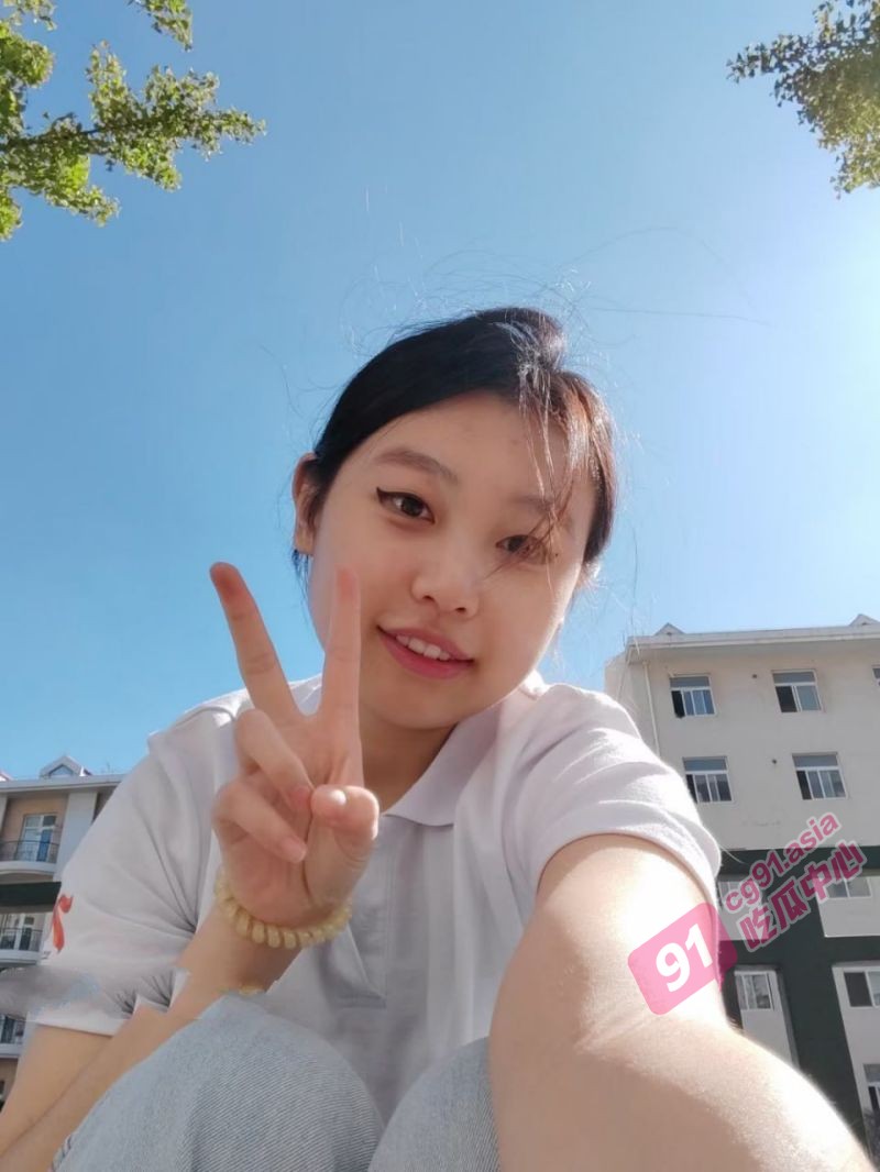 山东烟台大二清纯学妹李牧~小小年纪性爱技术却早已炉火纯青 “我可不是小女生了哟”