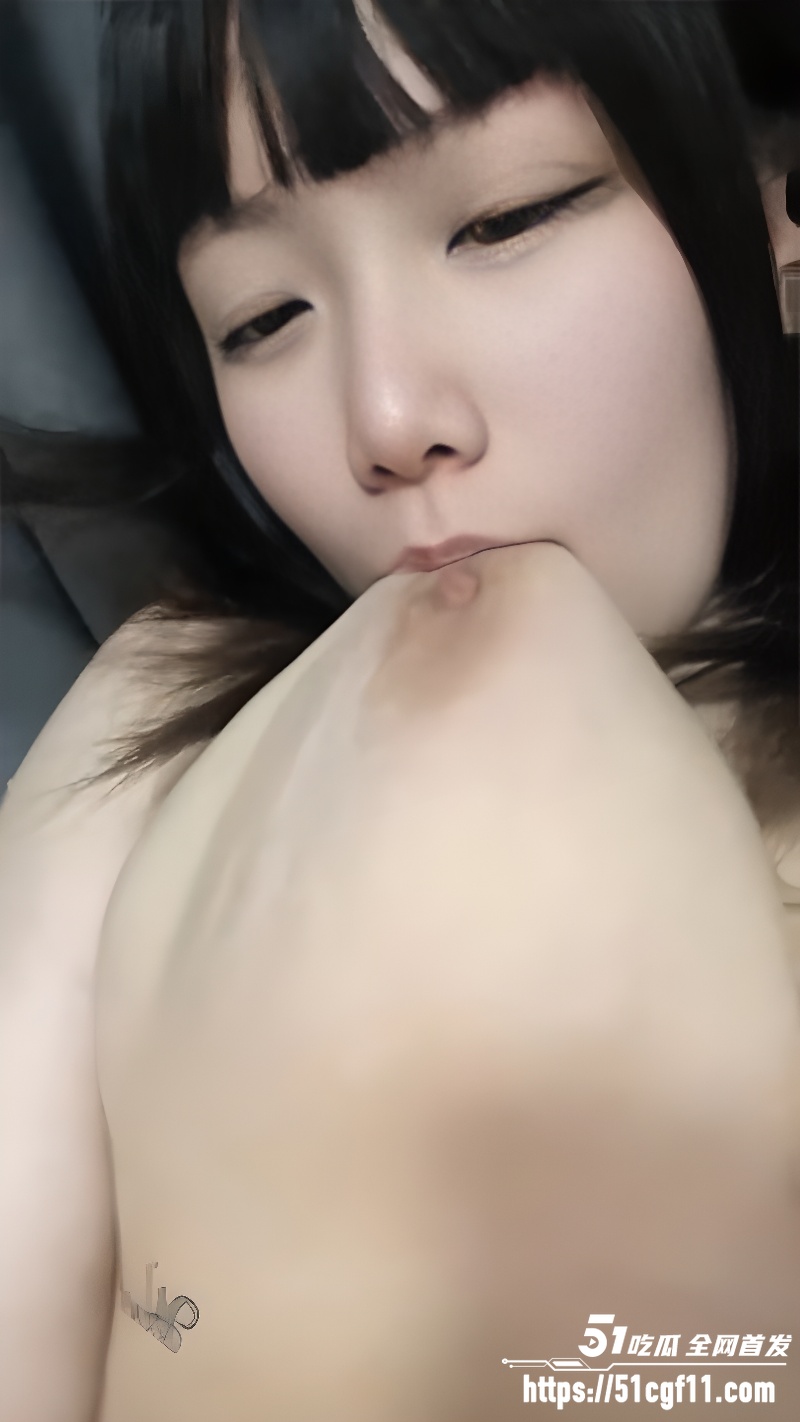 巨乳阿黑颜女神 直播自慰录屏 4 巨乳阿黑颜女神 直播自慰录屏 4