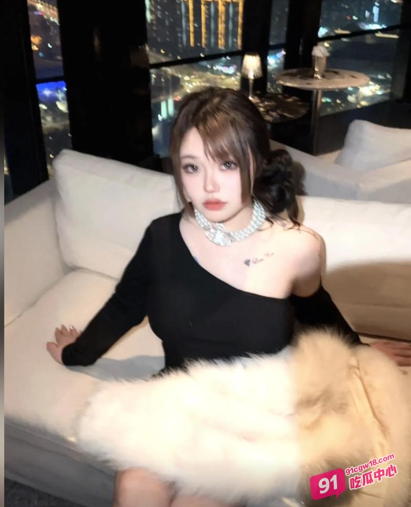 常州精神小妹 费雨心 不雅视频流出 一个月睡6个男人 做爱时让闺蜜观战 配图5