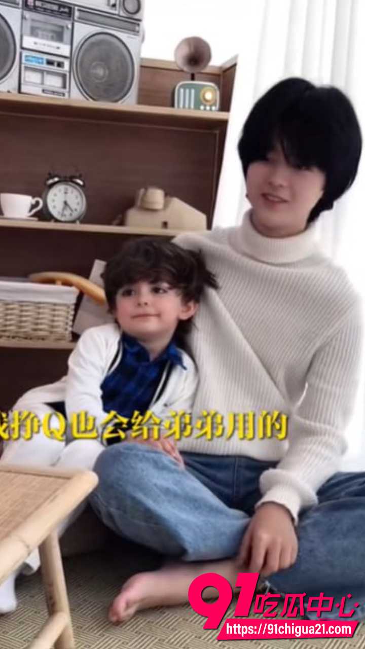 虞美人国际集团董事长于文红包养健身小鲜肉10 虞美人国际集团董事长于文红包养健身小鲜肉10
