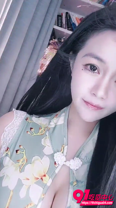 简一妖娆身姿裸舞自慰1 简一妖娆身姿裸舞自慰1