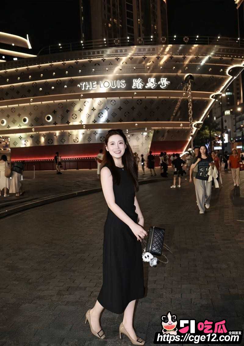 上海复旦教授王龙约炮视频流出07 上海复旦教授王龙约炮视频流出07