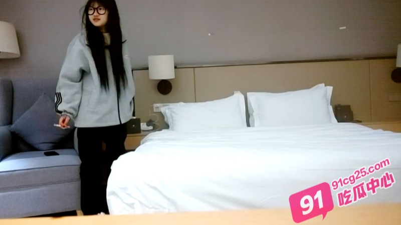 以为约到良家？实则百战骚鸡 合肥反差婊陆依婷与炮友开房视频曝光 配图