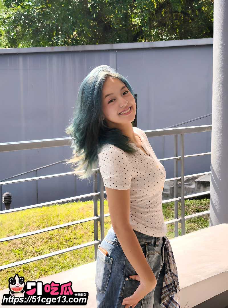 清纯女大绿发小翁 3 清纯女大绿发小翁 3