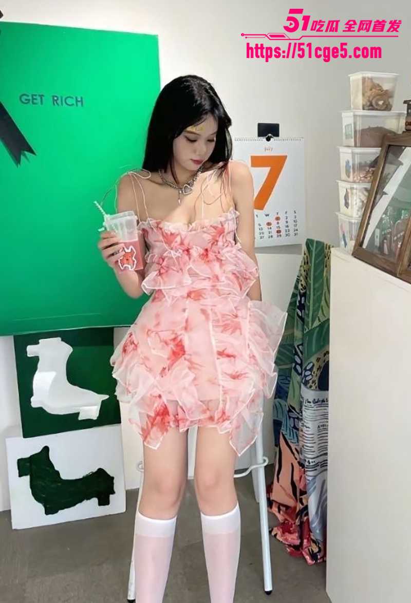 高颜值美女网红zoe性爱视频流出 4 拷贝 高颜值美女网红zoe性爱视频流出 4 拷贝